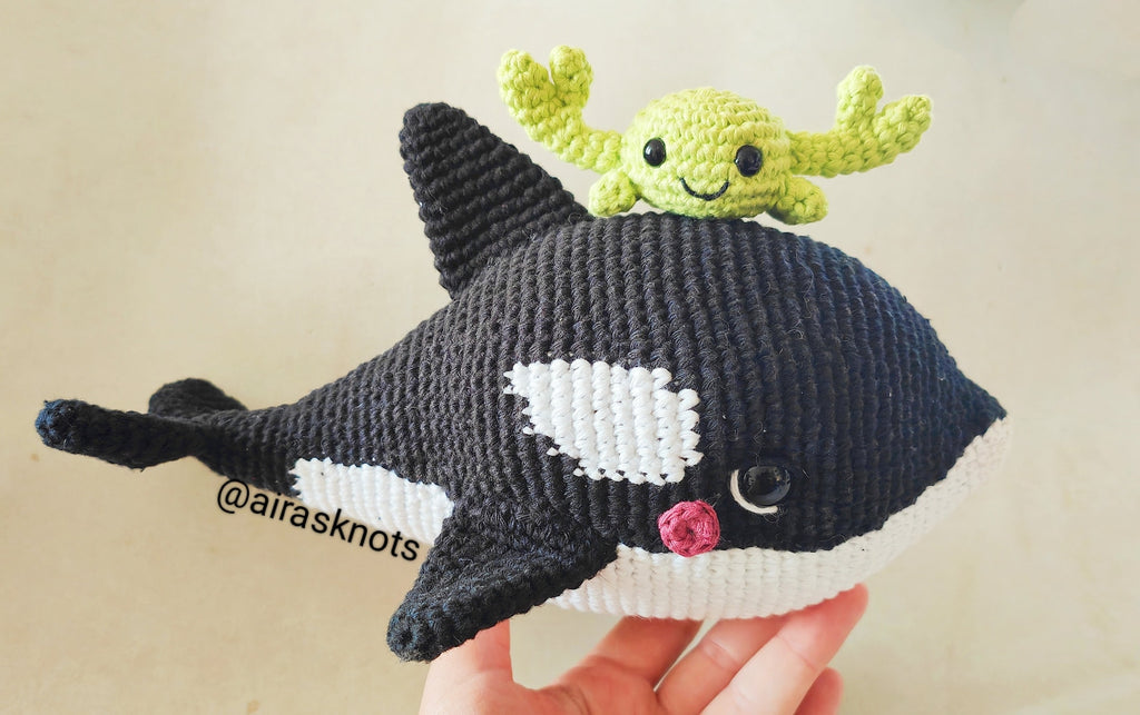 Keiko, the Orca Crochet Amigurumi English Pattern