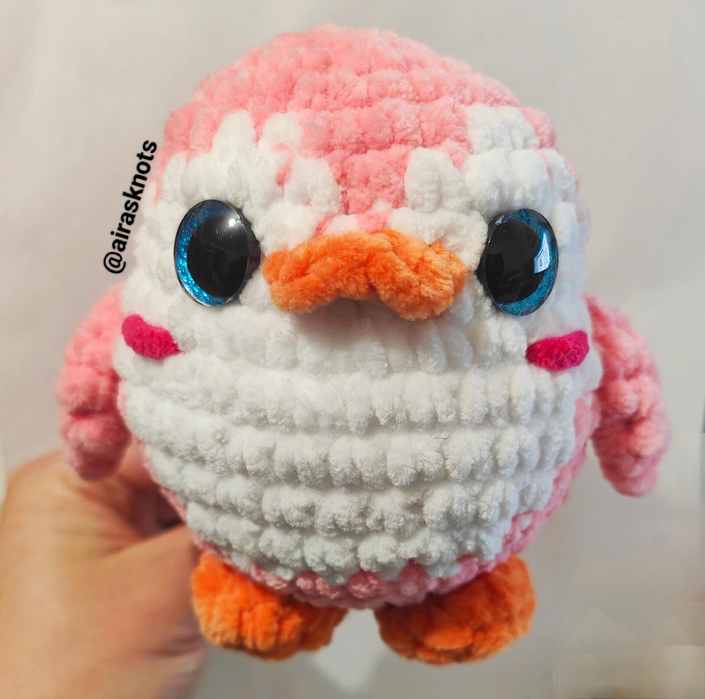 Alfredo the Penguin Amigurumi Pattern in English