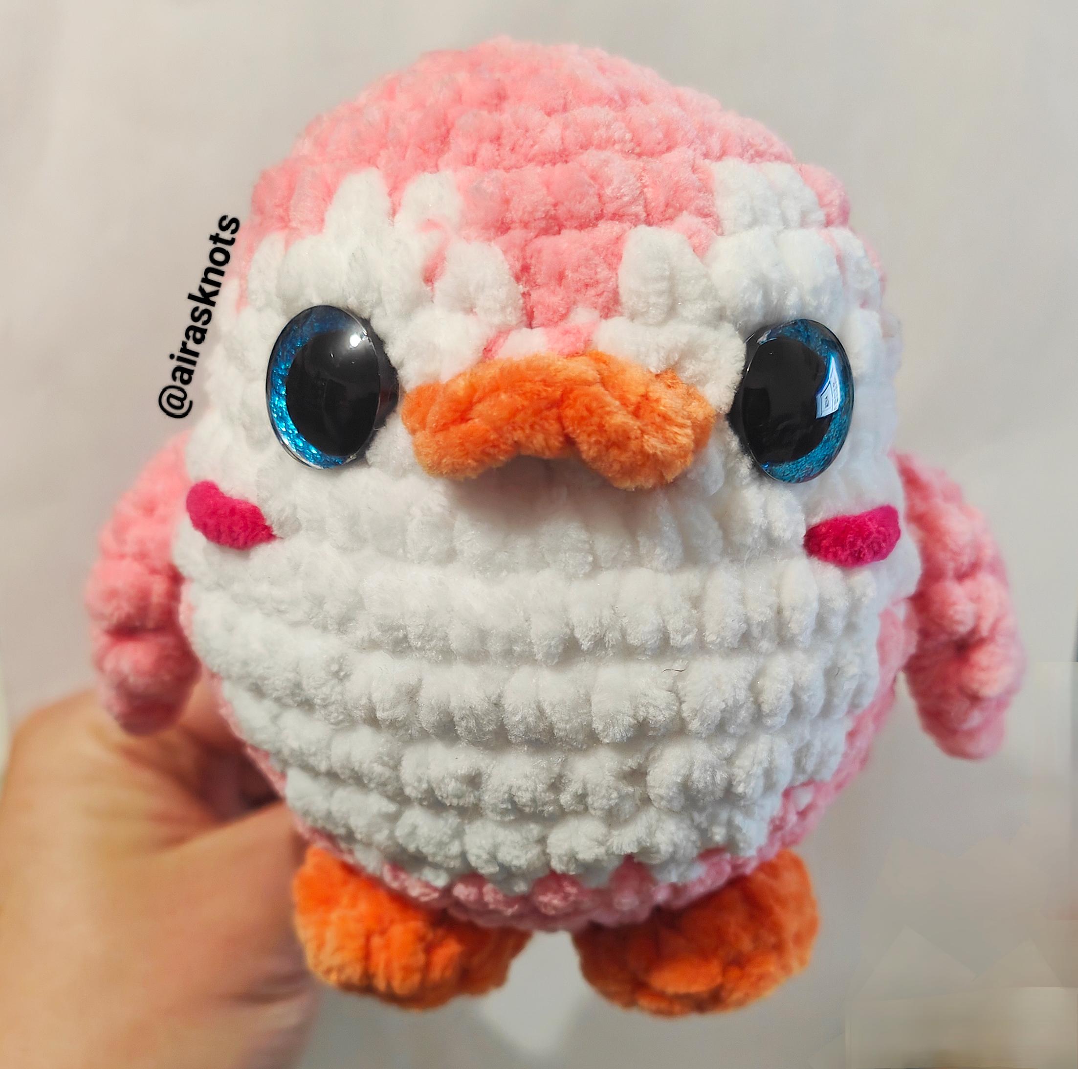 Alfredo the Penguin Amigurumi Pattern in English