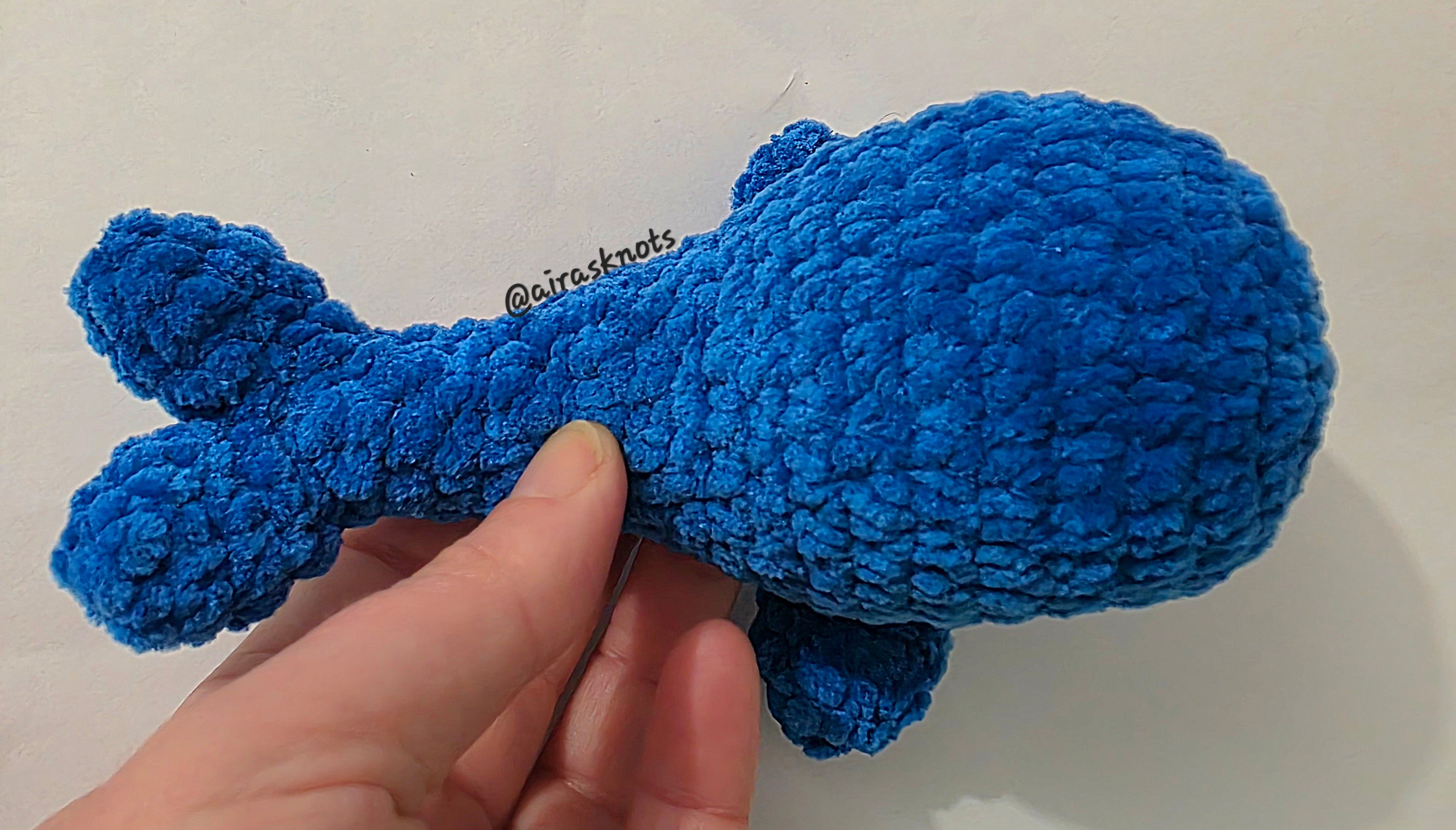 Bubbles, the Pocket Whale PDF Pattern in English