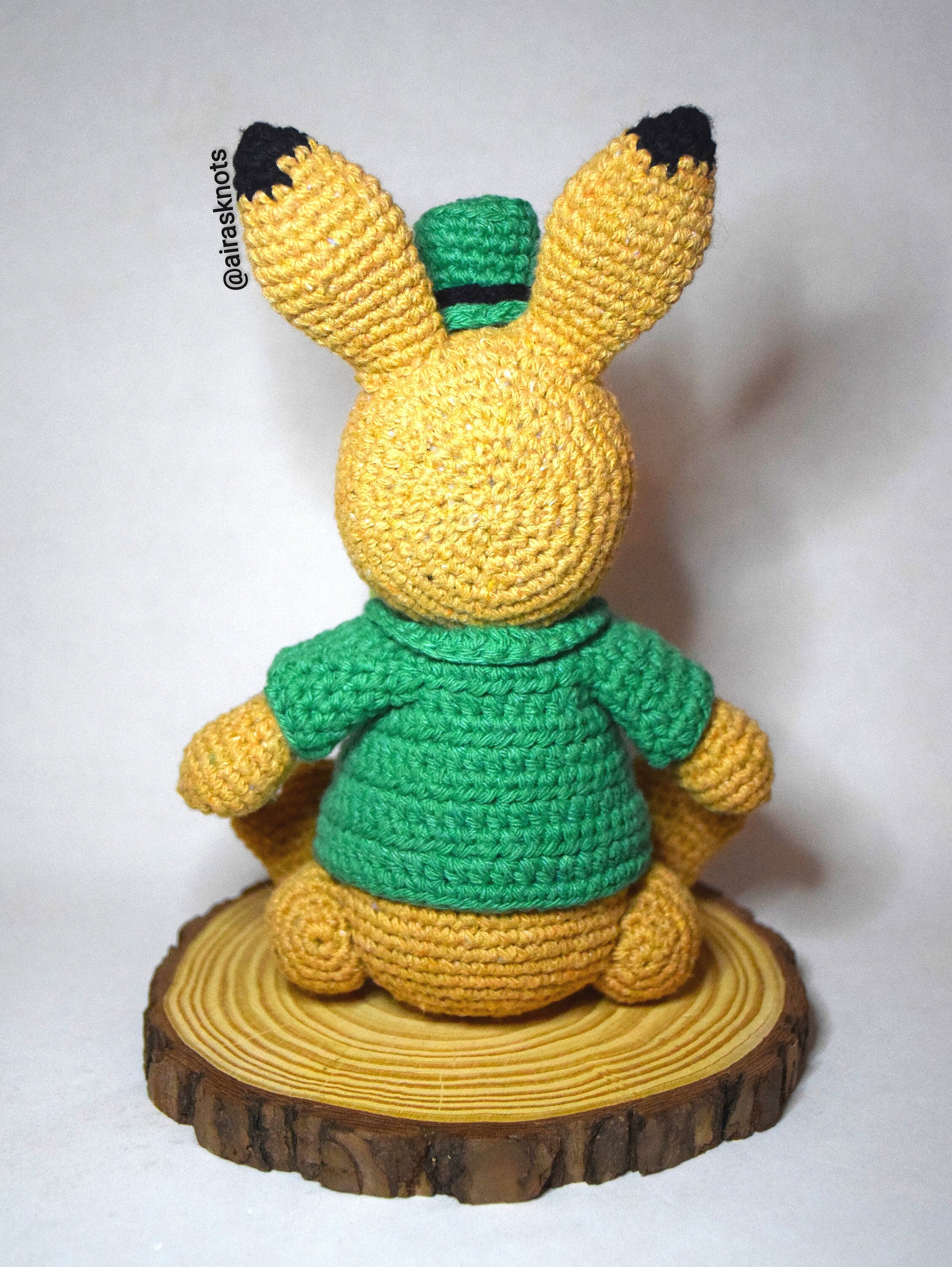 Finn, the Irish Hare Amigurumi Crochet Pattern
