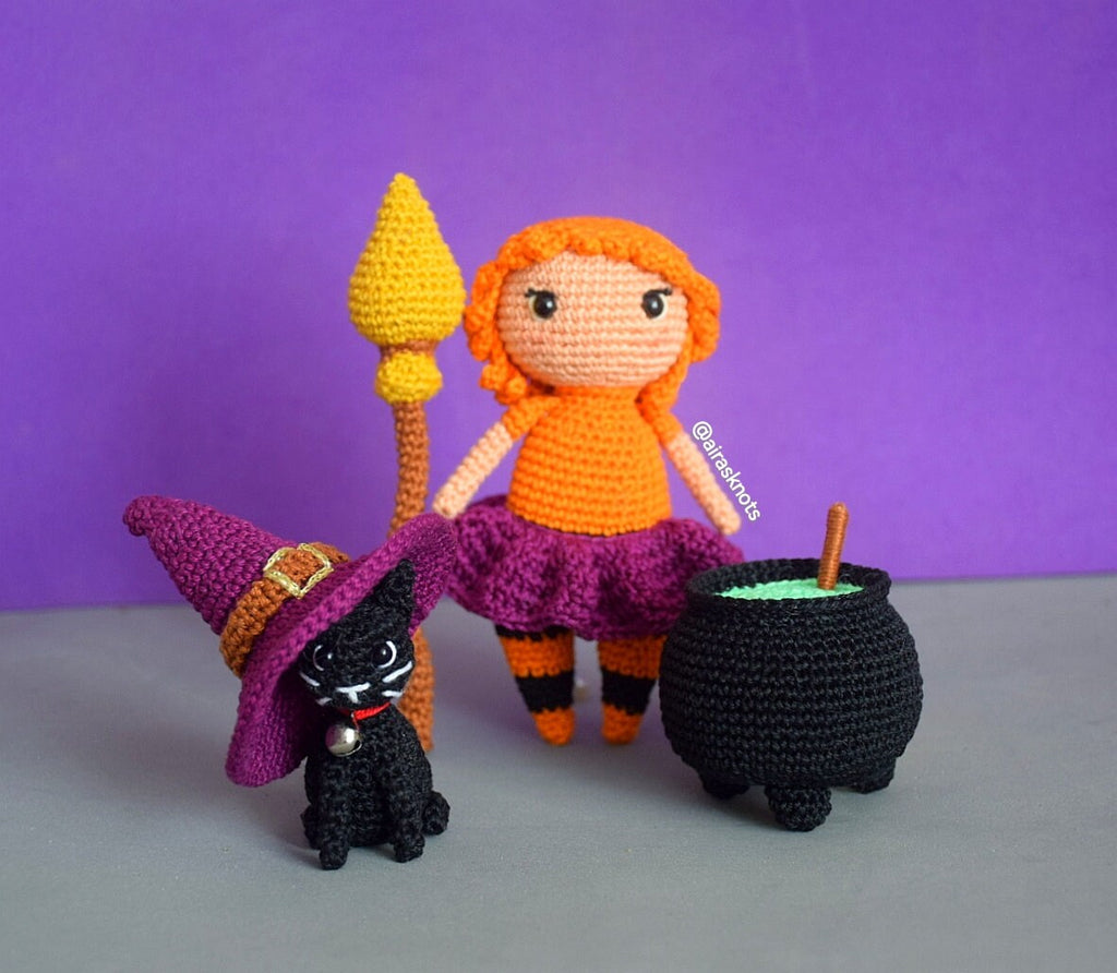 Cassie the Tiny Witch Crochet Amigurumi pattern, pumpkin, black cat, magic potion cauldron flying broom