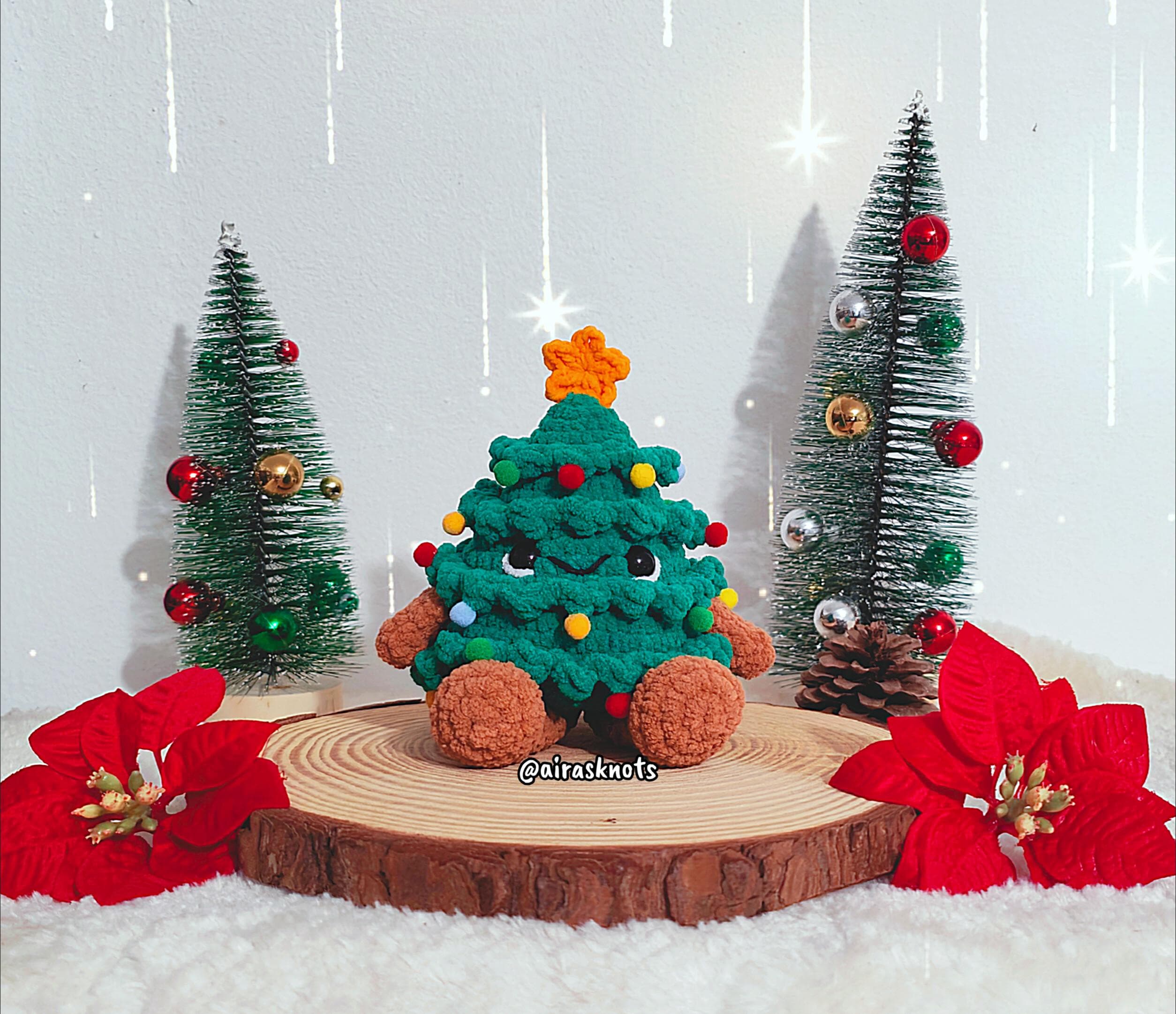 Merry, the Christmas Tree PDF Pattern in English