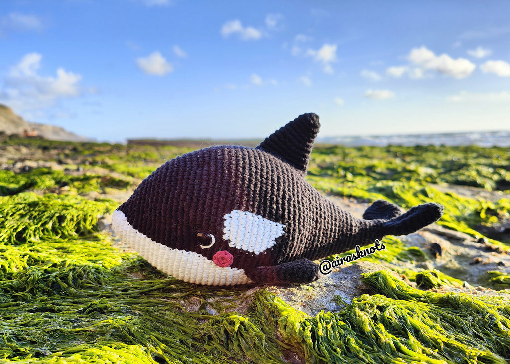 Keiko, the Orca Crochet Amigurumi English Pattern