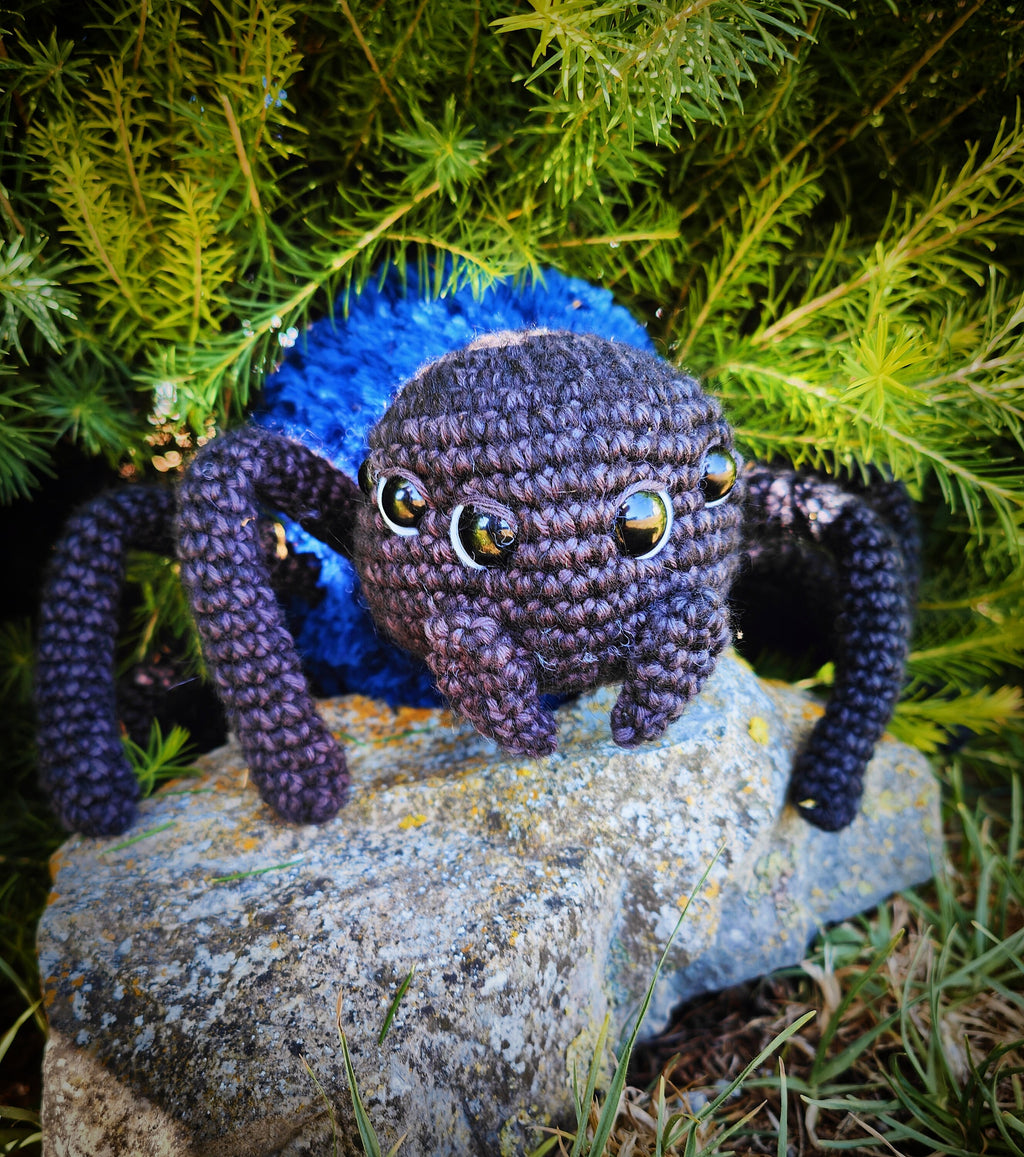 Evy the Chubby Spider Amigurumi PDF Pattern in English