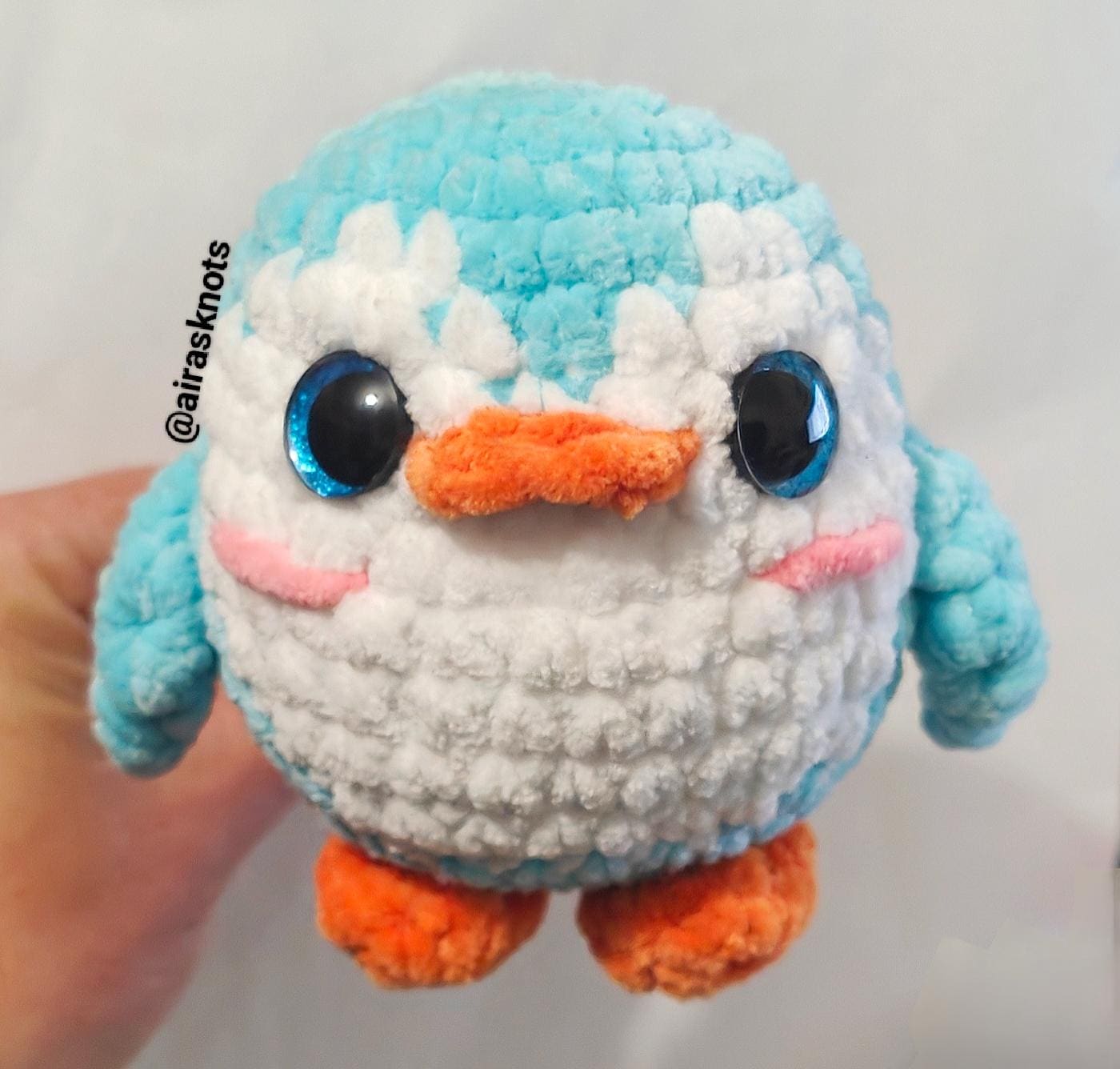 Alfredo the Penguin Amigurumi Pattern in English