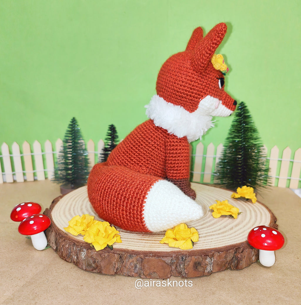 Amber the Spring Fox Amigurumi PDF Pattern English