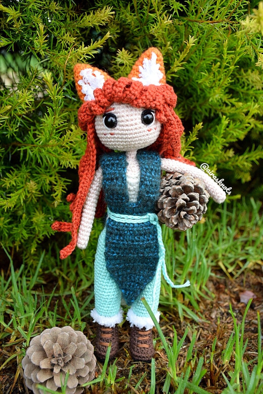 Mirna, the Fox Elf pattern