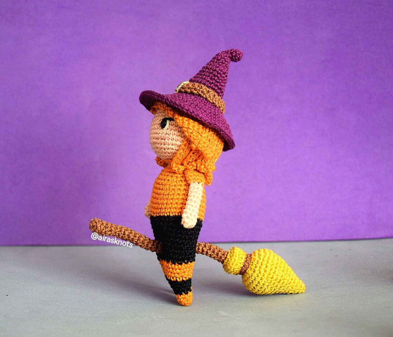 Cassie the Tiny Witch Crochet Amigurumi pattern, pumpkin, black cat, magic potion cauldron flying broom