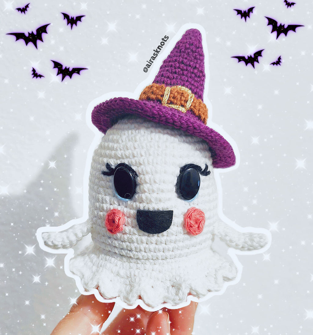 Spooky Boo, the Chubby Ghost Amigurumi PDF Pattern in English