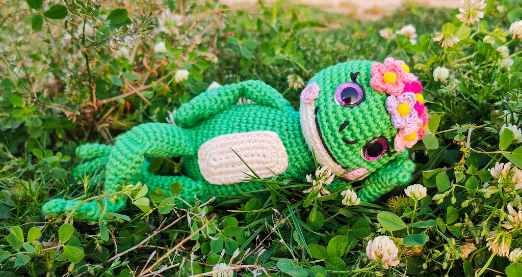 Francine the Frog Amigurumi PDF Pattern English