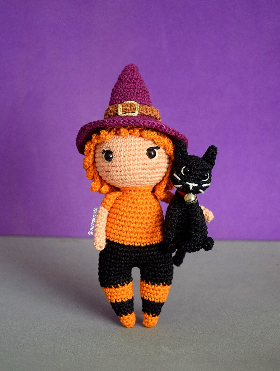 Cassie the Tiny Witch Crochet Amigurumi pattern, pumpkin, black cat, magic potion cauldron flying broom
