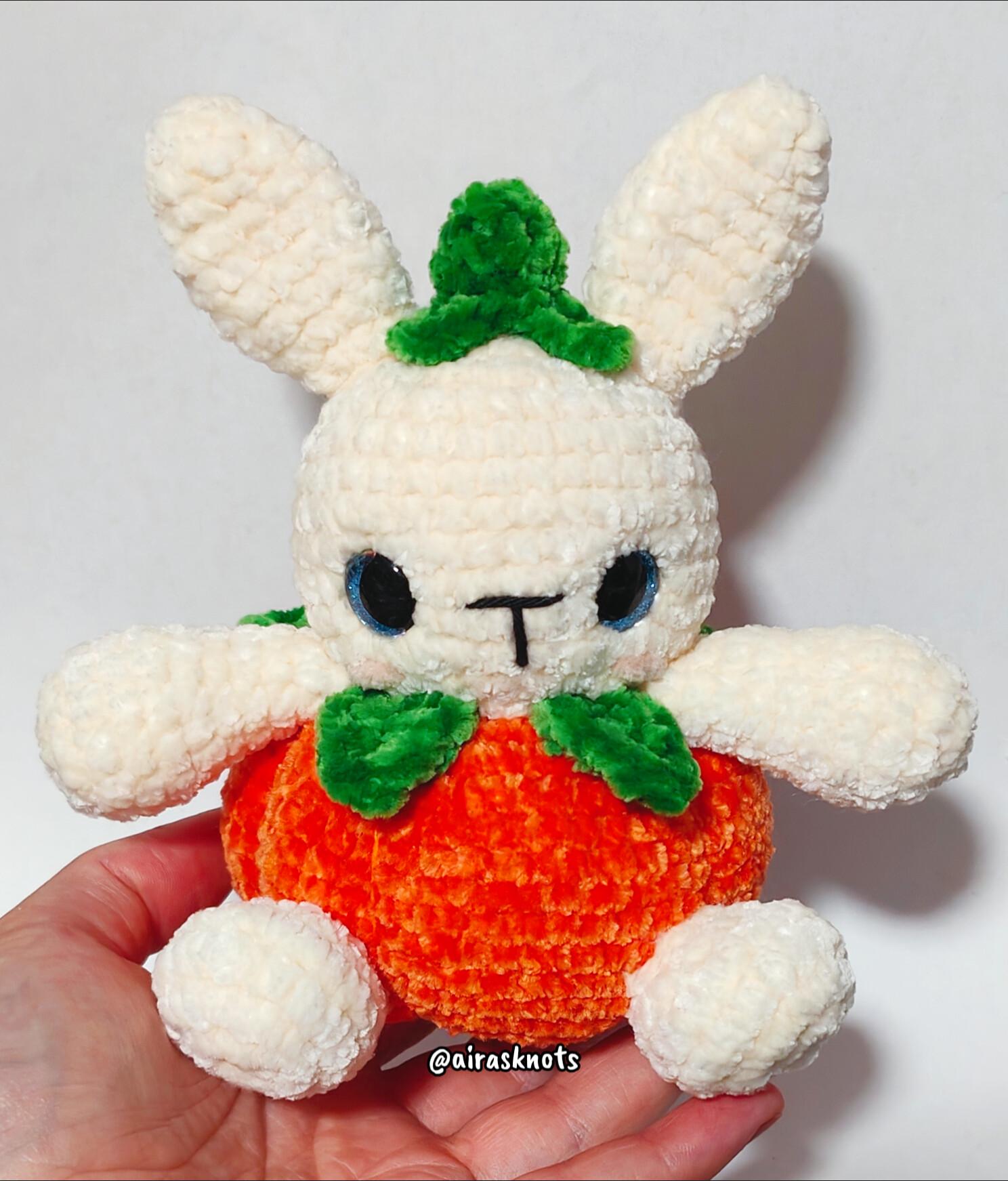 Molde PDF de amigurumi de coelho abóbora Puffkin em inglês